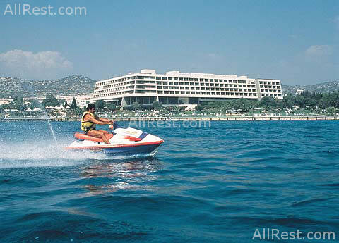 Le Meridien Limassol Spa & Resort